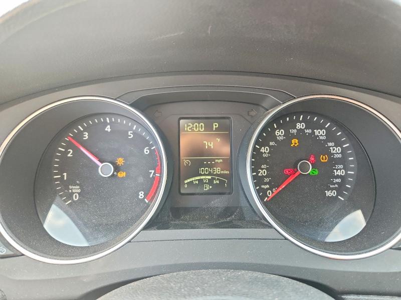 Photo 9 from auction – 2015 VOLKSWAGEN JETTA with VIN 3VWD17AJXFM357610