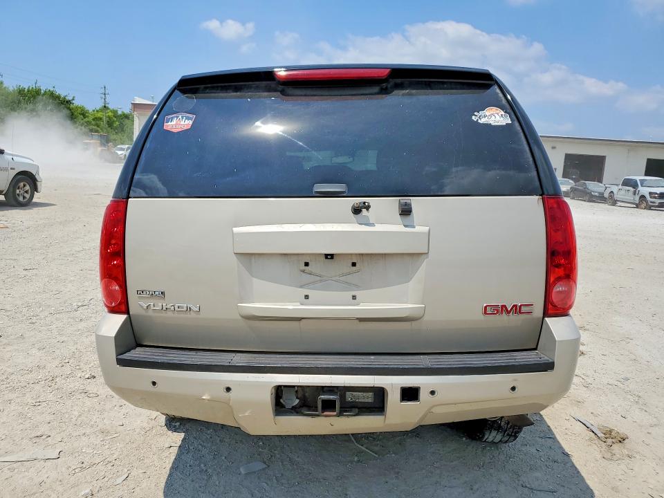 Photo 6 from auction – 2007 GMC YUKON with VIN 1GKFK13077J389055