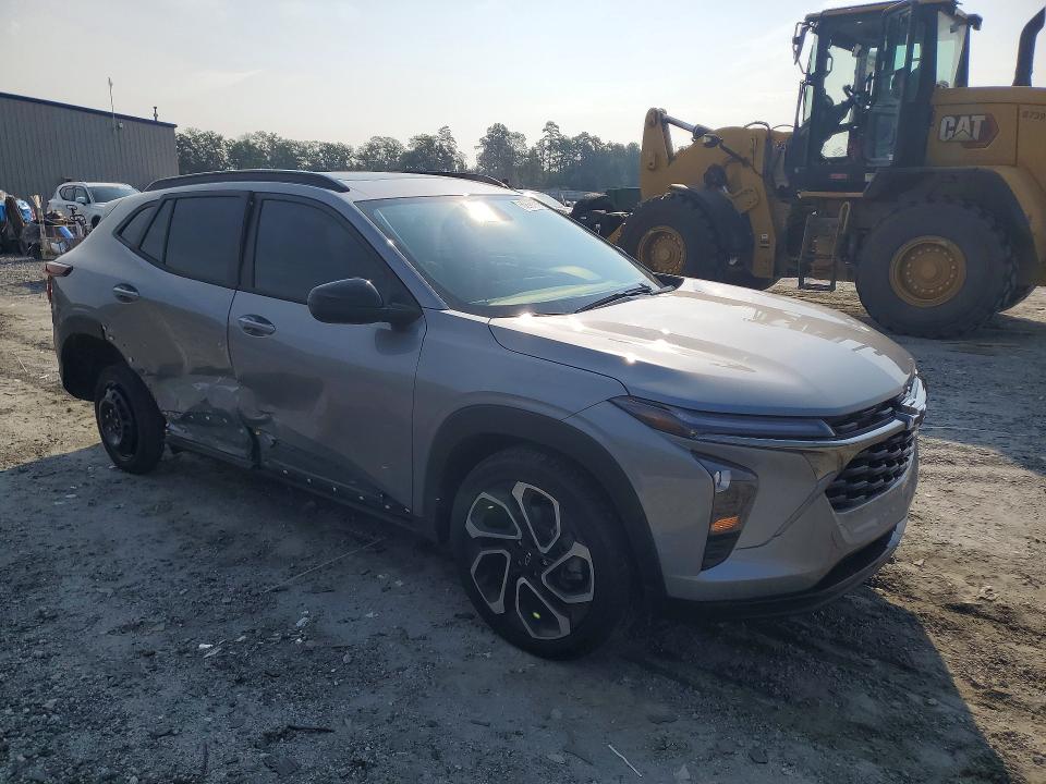 Photo 4 from auction – 2026 CHEVROLET TRAX with VIN KL77LJEPXTC185465