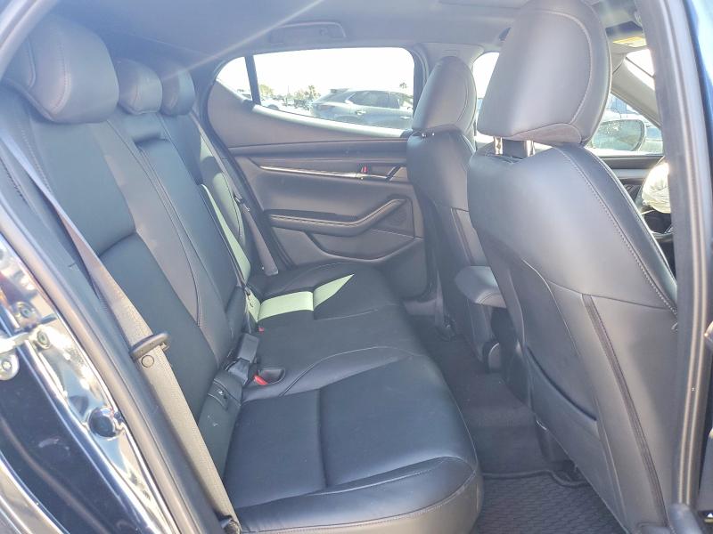 Photo 10 from auction – 2023 MAZDA 3 with VIN JM1BPALM4P1611775