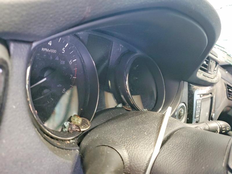 Photo 9 from auction – 2017 NISSAN ROGUE with VIN JN8AT2MV0HW007637