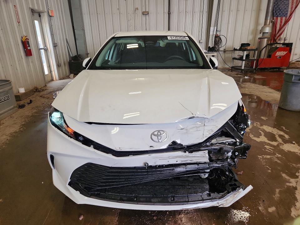 Photo 5 from auction – 2026 TOYOTA CAMRY with VIN 4T1DAACK6TU280243