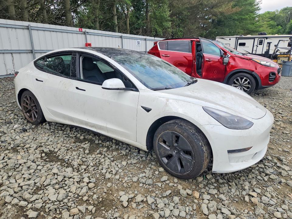 Photo 4 from auction – 2023 TESLA MODEL 3 with VIN 5YJ3E1EA0PF553880