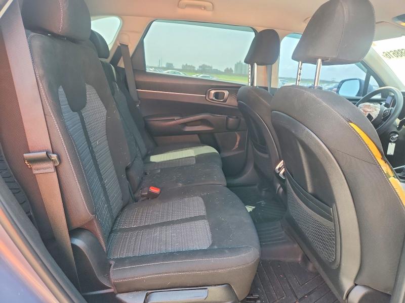 Photo 10 from auction – 2021 KIA SORENTO with VIN 5XYRG4LC2MG001361