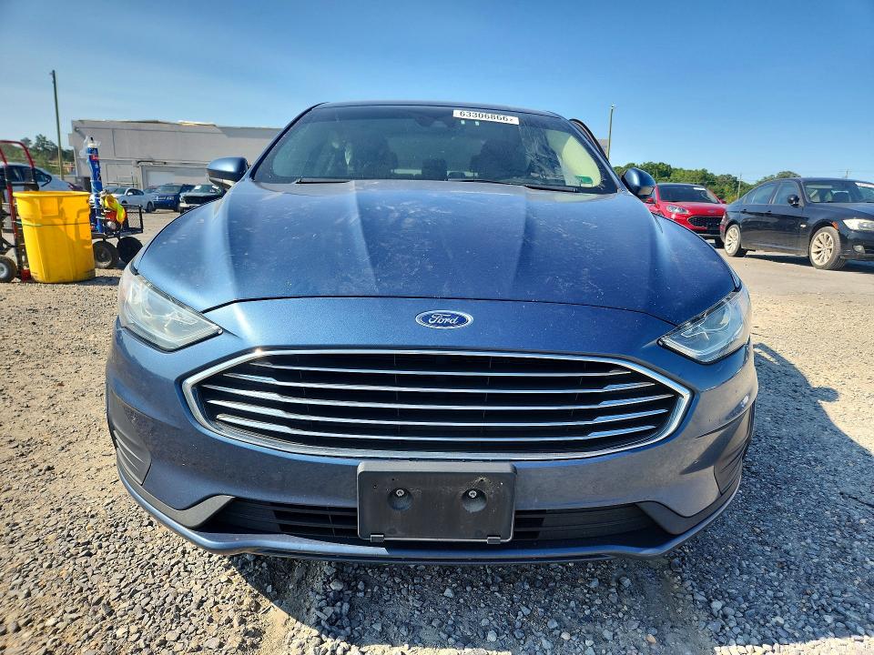 Photo 5 from auction – 2019 FORD FUSION with VIN 3FA6P0HD6KR128572