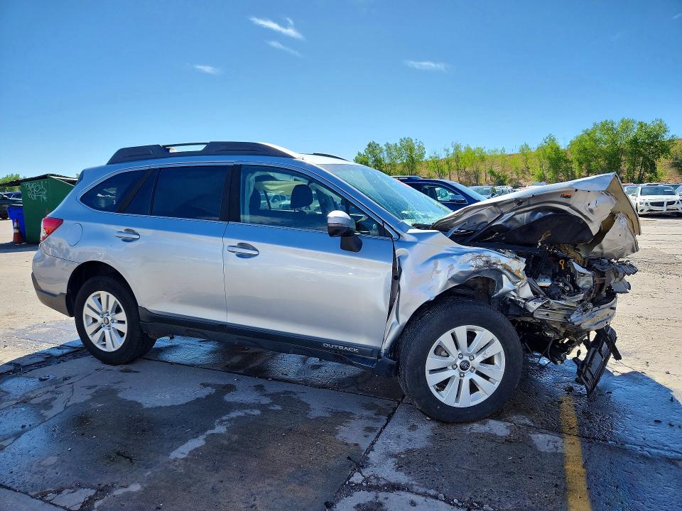 Photo 4 from auction – 2018 SUBARU OUTBACK with VIN 4S4BSAFC7J3361926