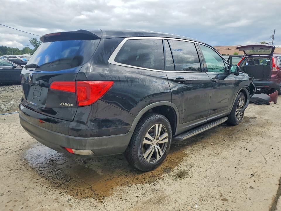 Photo 3 from auction – 2016 HONDA PILOT with VIN 5FNYF6H67GB097240