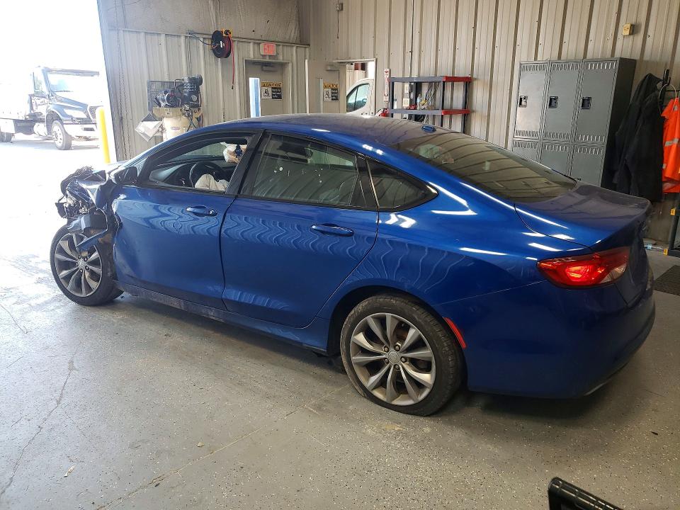 Photo 2 from auction – 2015 CHRYSLER 200 SPORT with VIN 1C3CCCBB0FN751748
