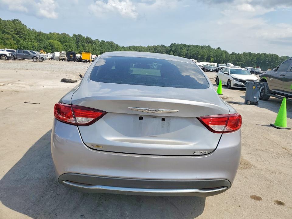 Photo 6 from auction – 2015 CHRYSLER 200 with VIN 1C3CCCAB0FN628615