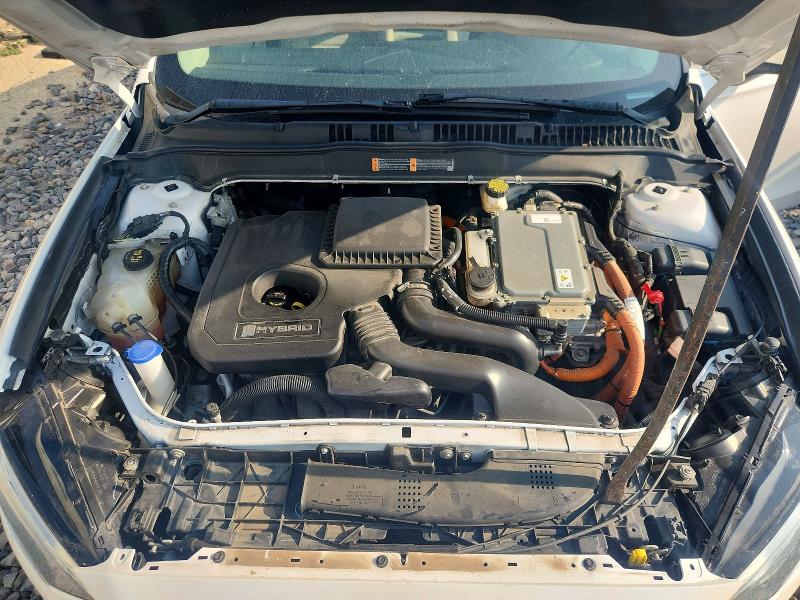 Photo 11 from auction – 2018 FORD FUSION with VIN 3FA6P0LU1JR227502