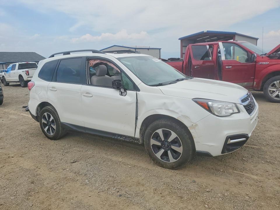 Photo 4 from auction – 2017 SUBARU FORESTER with VIN JF2SJAEC9HH498924