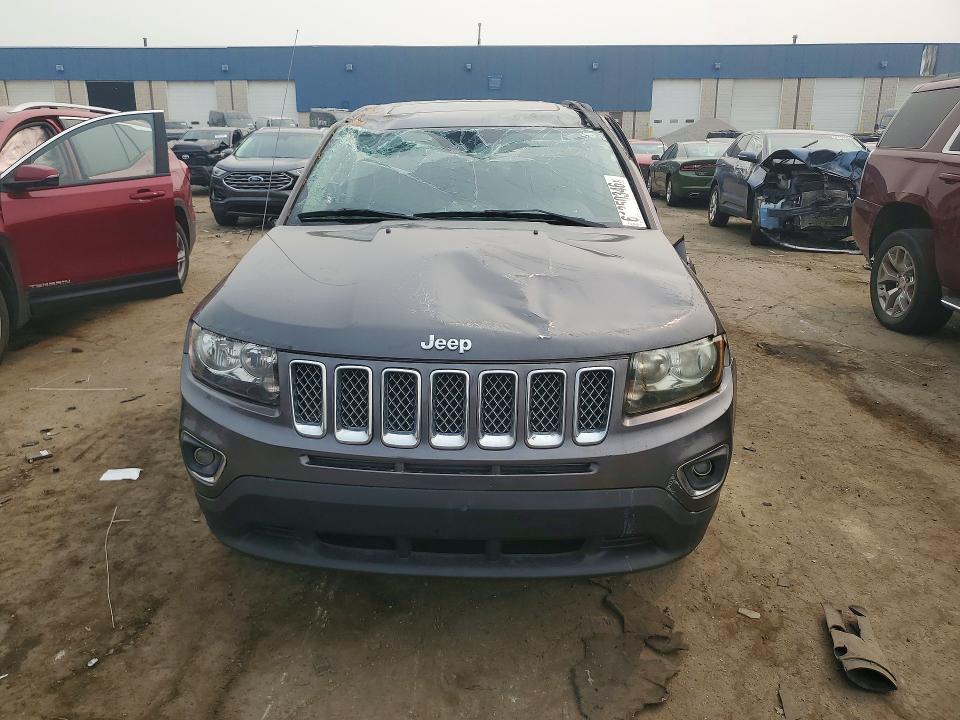 Photo 5 from auction – 2016 JEEP COMPASS with VIN 1C4NJCEA2GD801232