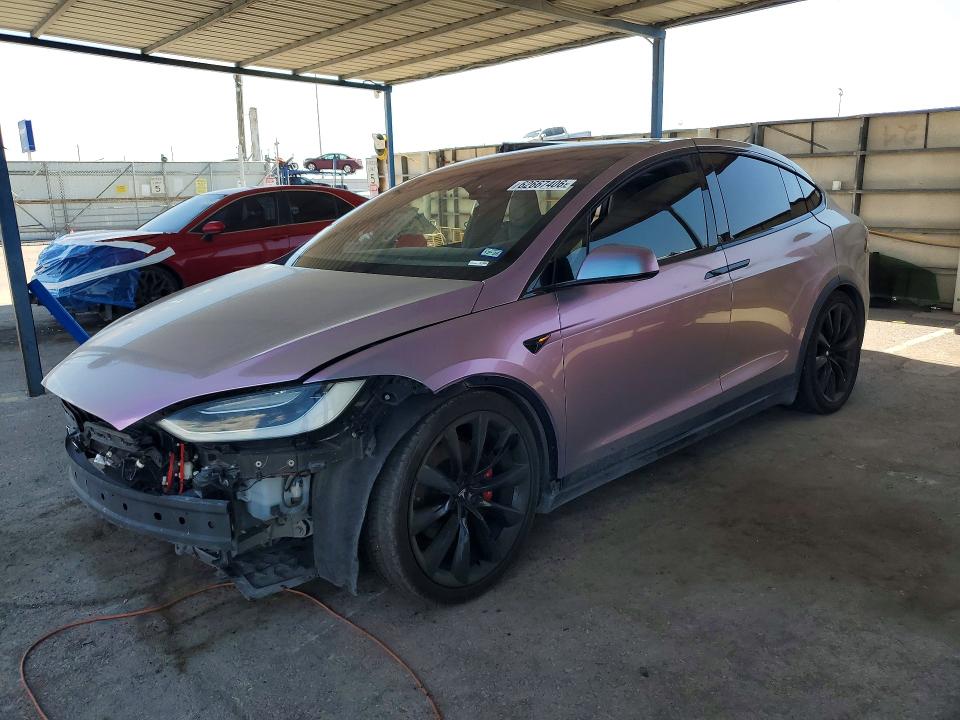 TESLA MODEL X 2017 with VIN 5YJXCDE41HF044773 - Photo from auction