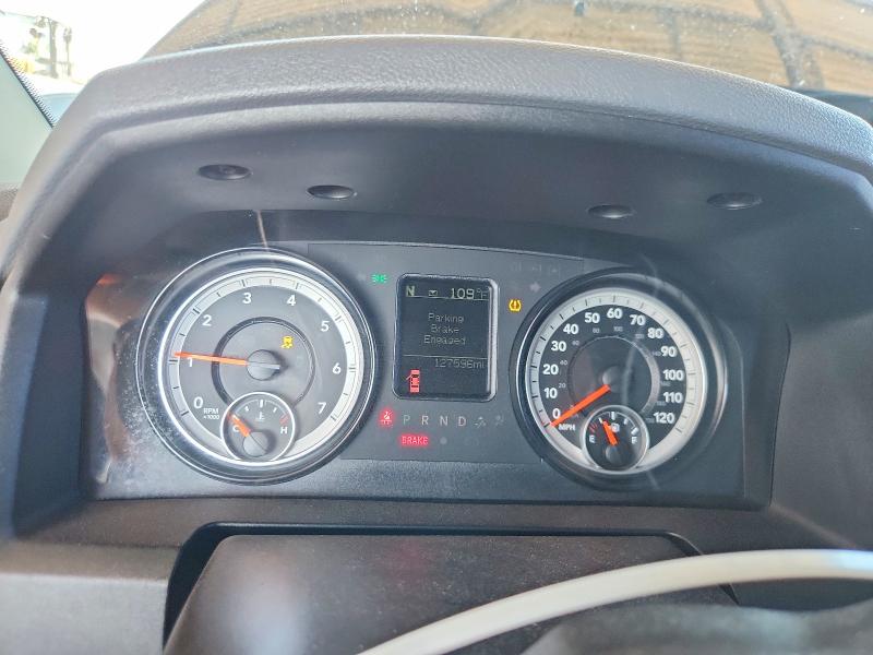 Foto 9 de la subasta – 2015 RAM 1500 con VIN 1C6RR6KT1FS654792