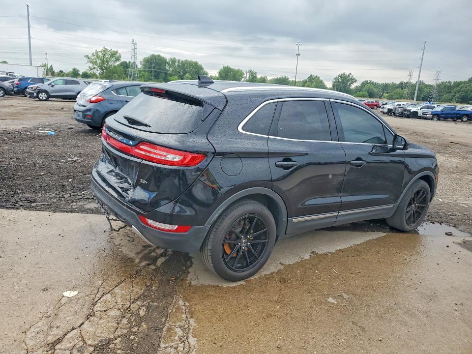 Foto 3 de la subasta – 2017 LINCOLN MKC con VIN 5LMCJ1C95HUL12483
