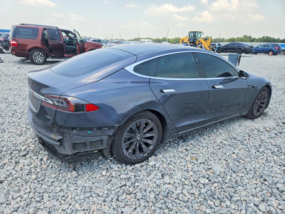 Photo 3 from auction – 2018 TESLA MODEL S with VIN 5YJSA1E21JF259251