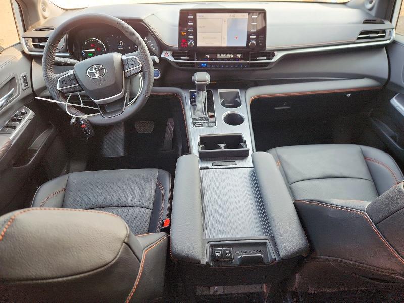 Photo 8 from auction – 2024 TOYOTA SIENNA with VIN 5TDCSKFC1RS153856