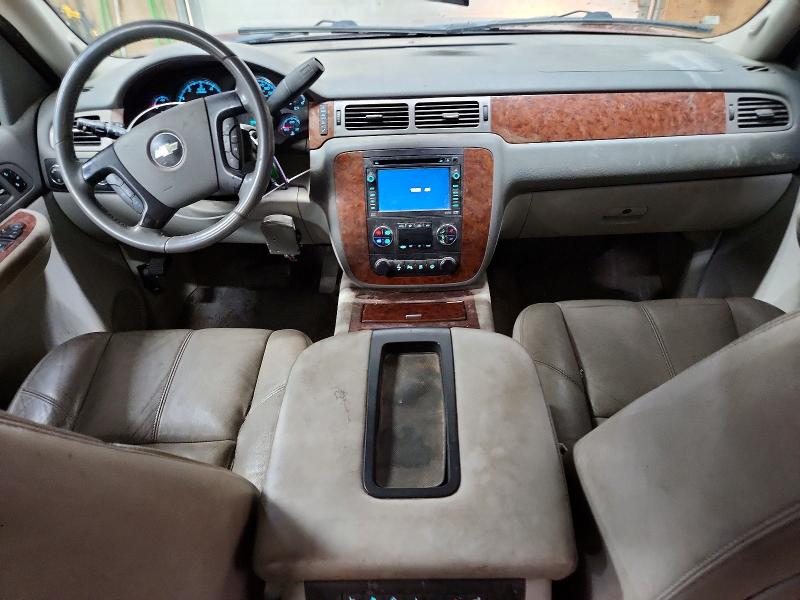 Photo 8 from auction – 2008 CHEVROLET SUBURBAN with VIN 1GNFK16388J232595