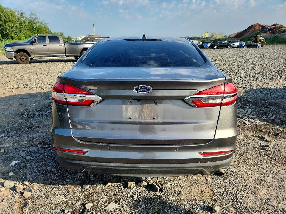 Photo 6 from auction – 2020 FORD FUSION with VIN 3FA6P0CD7LR151478