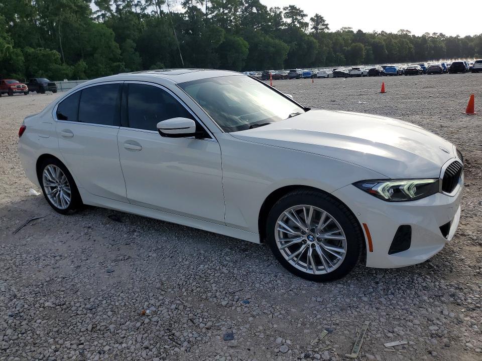 Photo 4 from auction – 2024 BMW 330I with VIN 3MW69FF03R8E72574