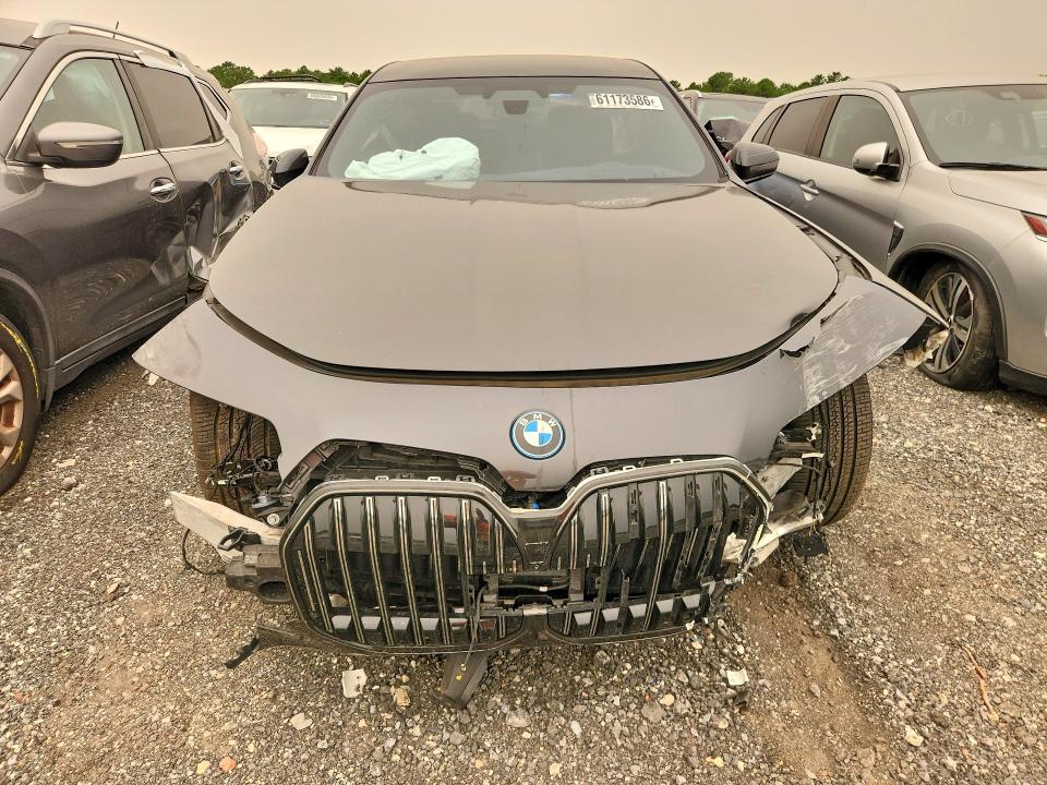 Photo 5 from auction – 2023 BMW I7 with VIN WBY53EJ08PCN85619