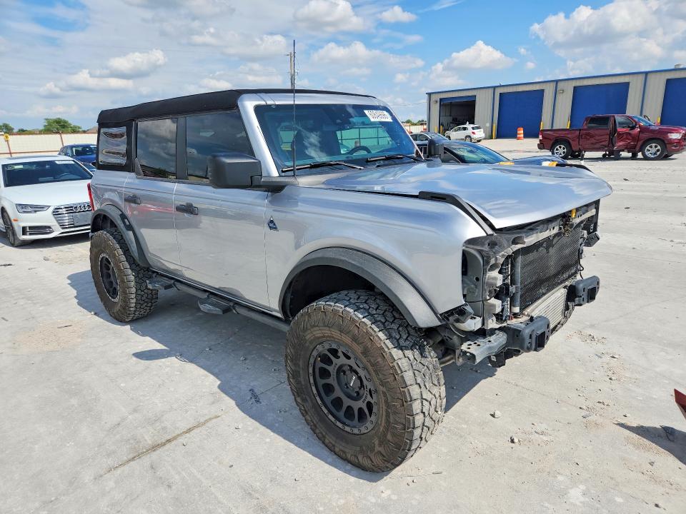 Photo 4 from auction – 2023 FORD BRONCO with VIN 1FMDE5BH6PLB10378