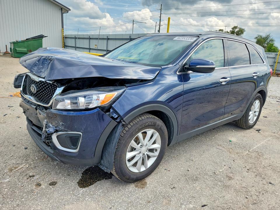 KIA SORENTO 2018 with VIN 5XYPG4A51JG389237 - Photo from auction