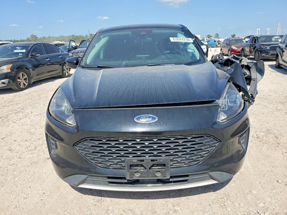 Photo 5 from auction – 2021 FORD ESCAPE with VIN 1FMCU0G66MUA16760