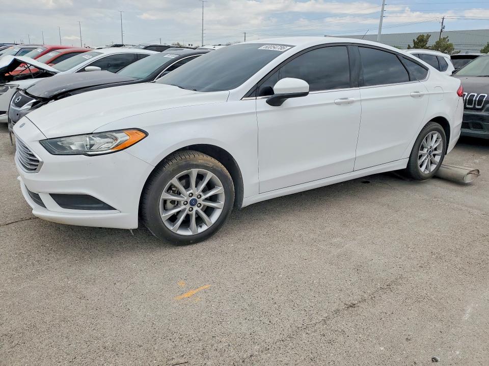 FORD FUSION 2017 с VIN 3FA6P0HD5HR252549 - Фото с аукциона