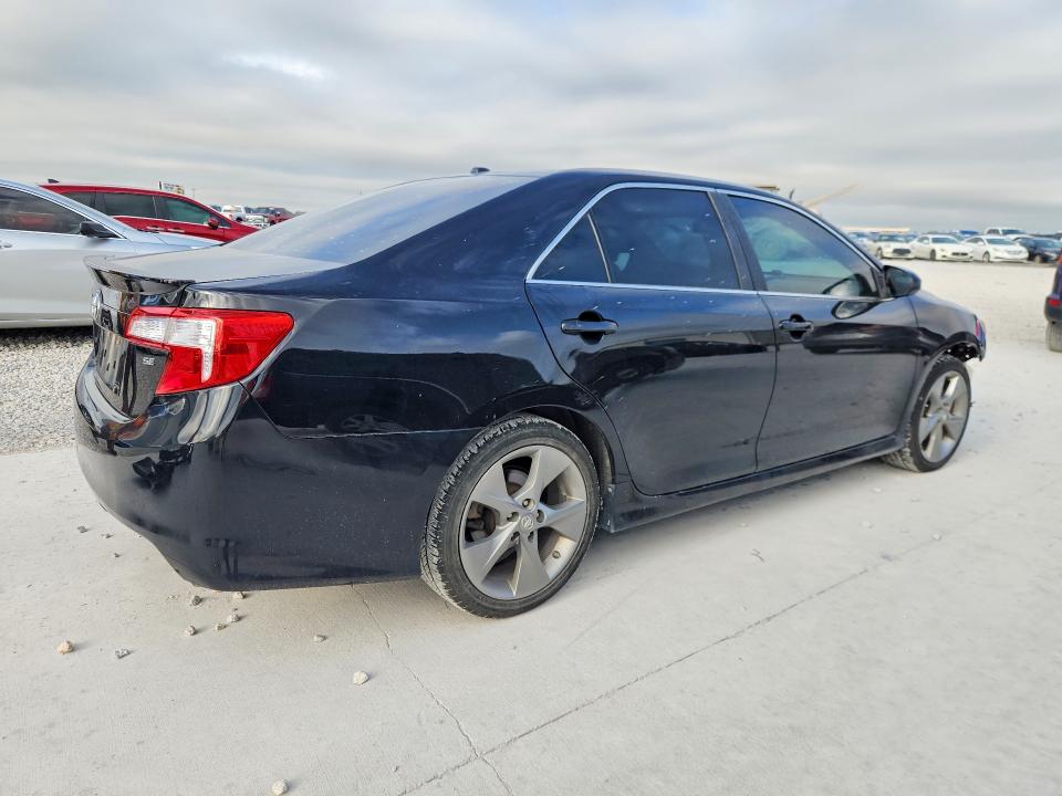 Photo 3 from auction – 2012 TOYOTA CAMRY with VIN 4T1BK1FK9CU500720