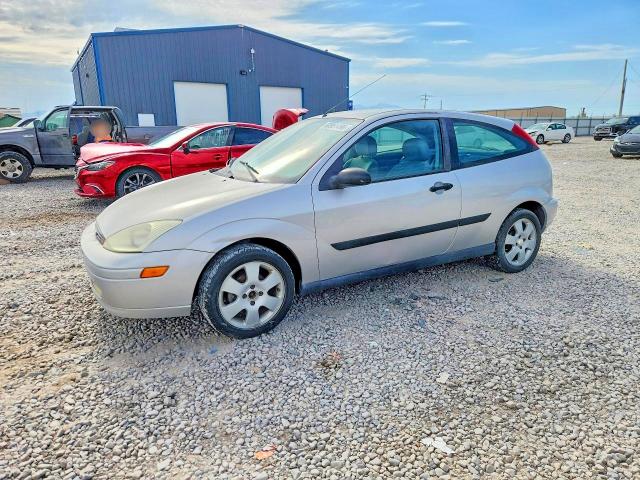 Фото 1 с аукциона – 2002 FORD FOCUS с VIN 3FAFP31332R168840
