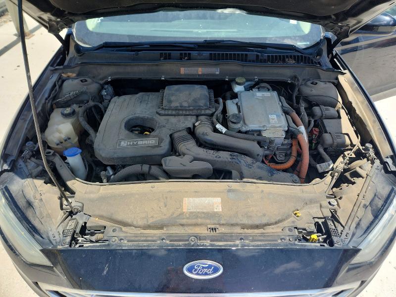 Photo 11 from auction – 2018 FORD FUSION with VIN 3FA6P0LU0JR260037