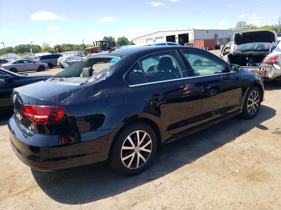 Photo 3 from auction – 2017 VOLKSWAGEN JETTA with VIN 3VWDB7AJ6HM373707