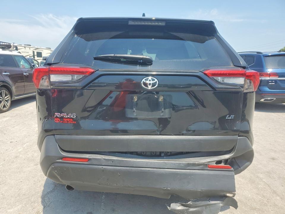 Photo 6 from auction – 2019 TOYOTA RAV4 with VIN JTMH1RFV7KJ015471
