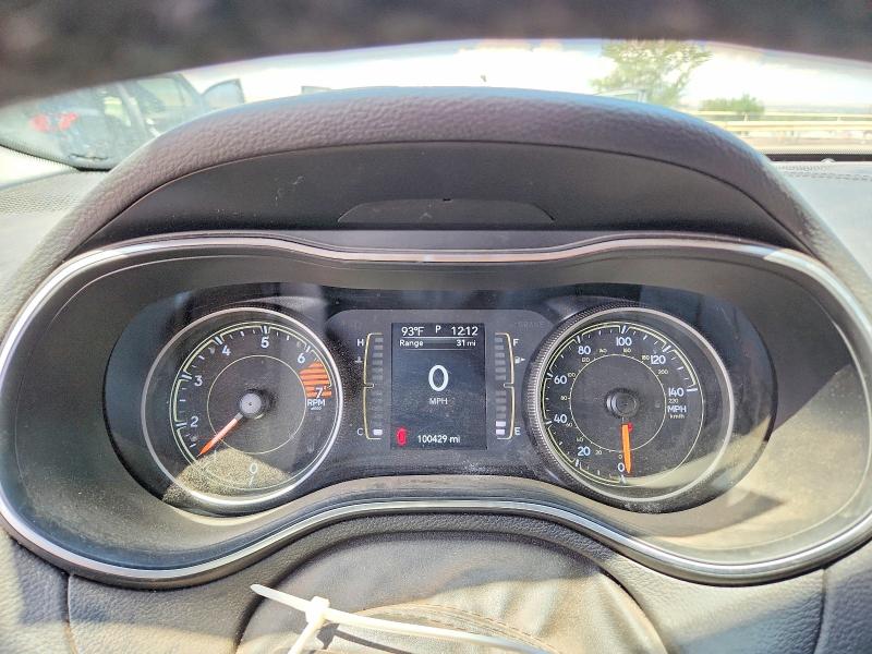 Photo 9 from auction – 2019 JEEP CHEROKEE with VIN 1C4PJLLB4KD428904