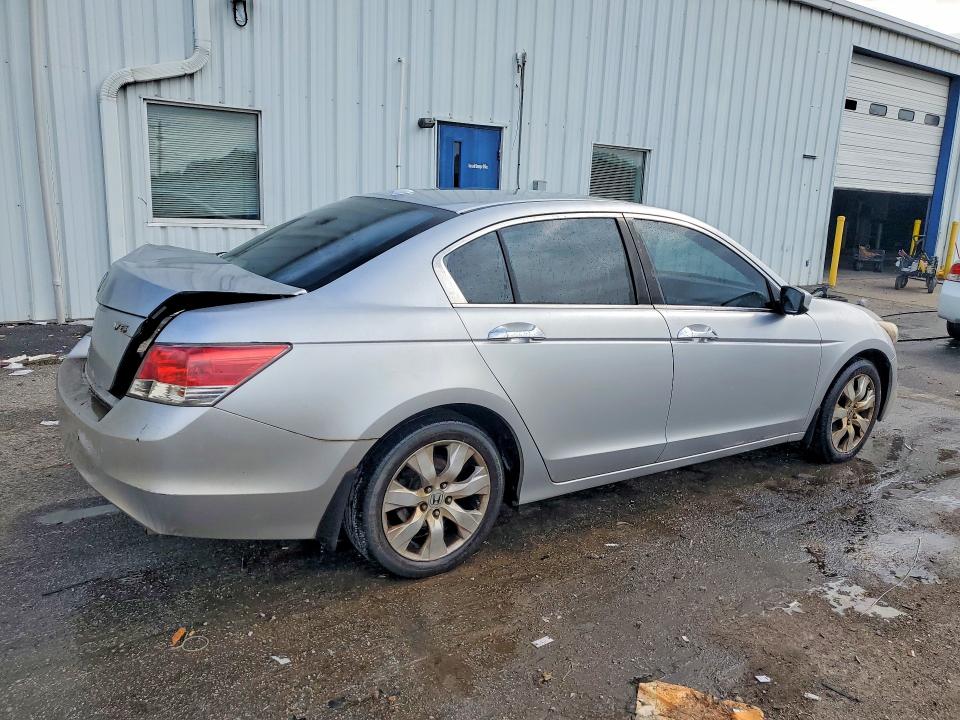 Photo 3 from auction – 2008 HONDA ACCORD with VIN 1HGCP36878A070786