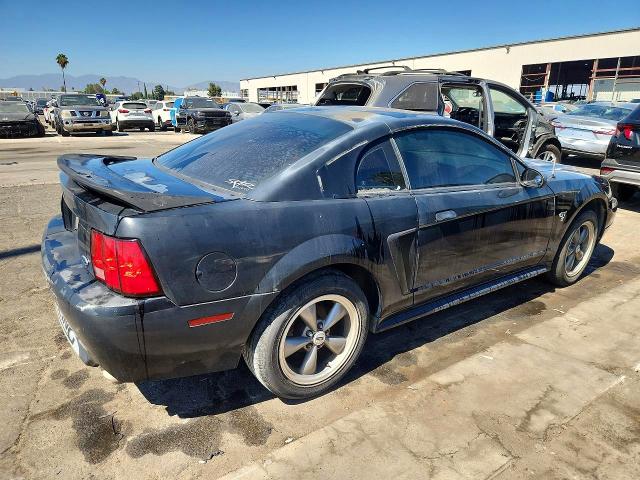 Photo 3 from auction – 2000 FORD MUSTANG with VIN 1FAFP42X8YF193780
