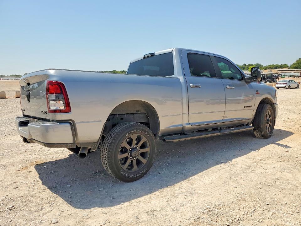 Фото 3 с аукциона – 2024 RAM 2500 с VIN 3C6UR5DL7RG408147