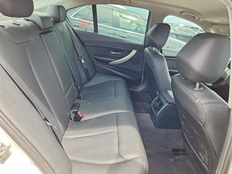Photo 10 from auction – 2015 BMW 320 with VIN WBA3B1C56FK135840