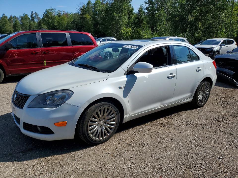 2010 SUZUKI KIZASHI