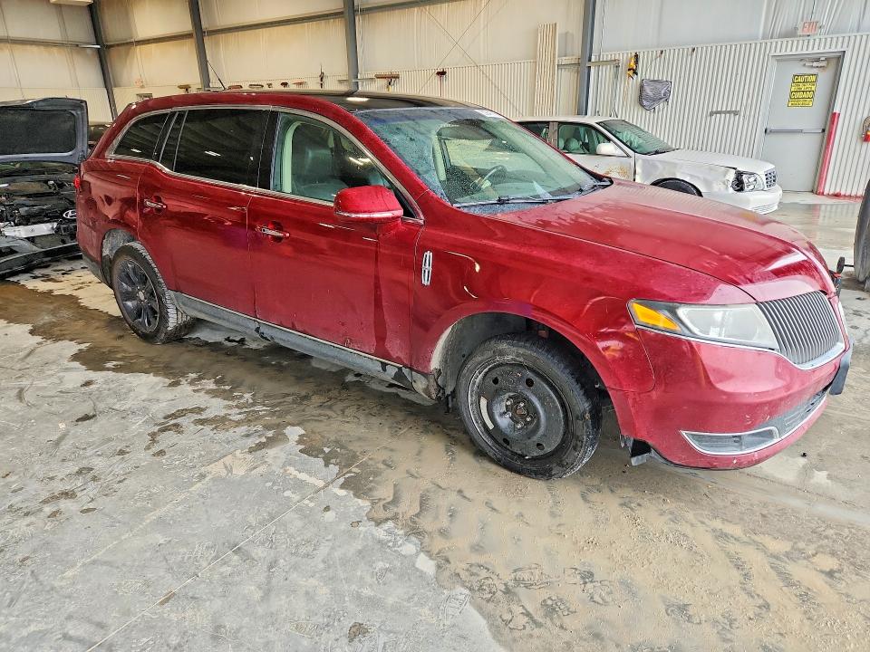 Photo 4 from auction – 2015 LINCOLN MKT with VIN 2LMHJ5FK8FBL03881