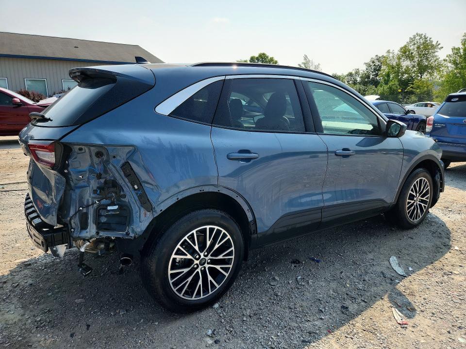 Photo 3 from auction – 2024 FORD ESCAPE with VIN 1FMCU0E10RUA14940