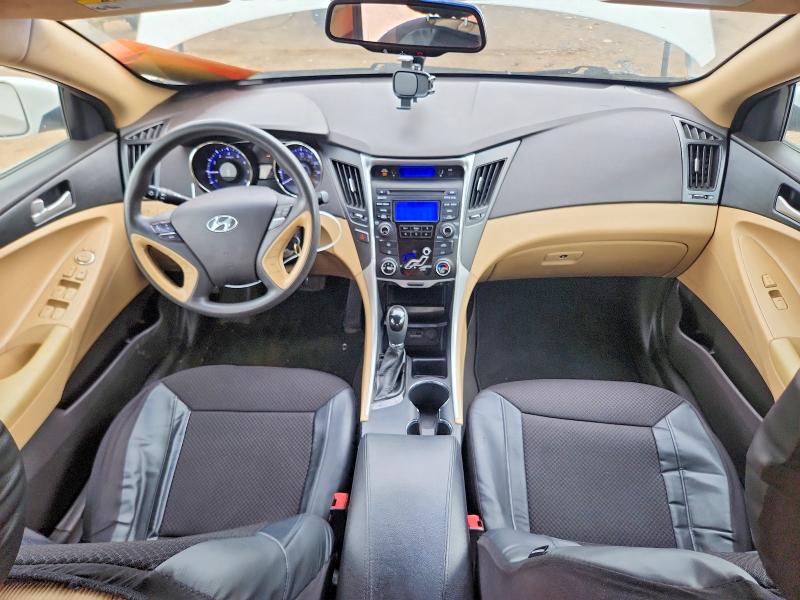 Photo 8 from auction – 2012 HYUNDAI SONATA with VIN 5NPEB4AC7CH461171