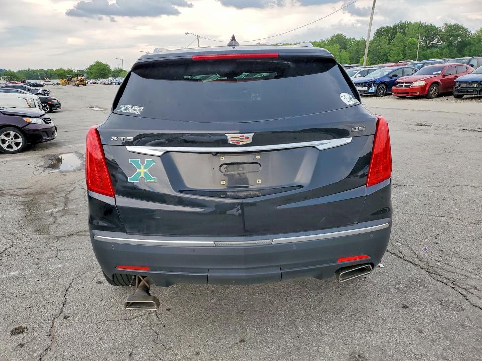 Photo 6 from auction – 2018 CADILLAC XT5 with VIN 1GYKNARS1JZ128968