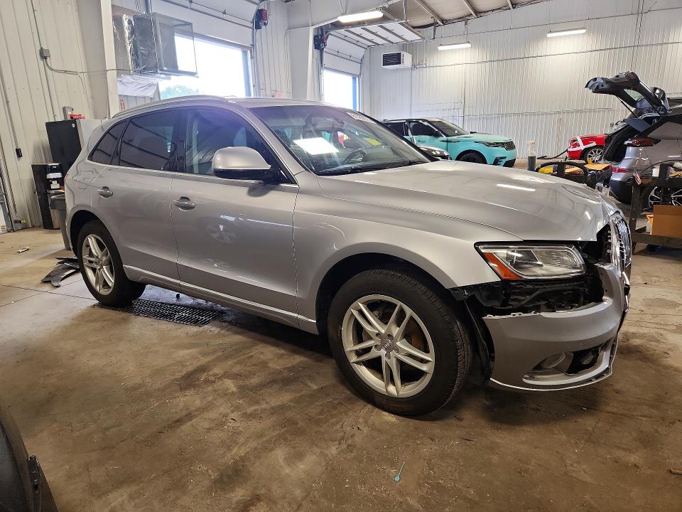 Photo 4 from auction – 2017 AUDI Q5 with VIN WA1L2AFP5HA094216