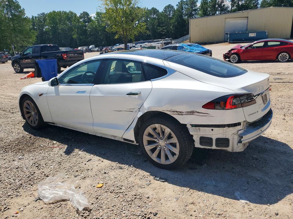 Photo 2 from auction – 2018 TESLA MODEL S with VIN 5YJSA1E24JF252407