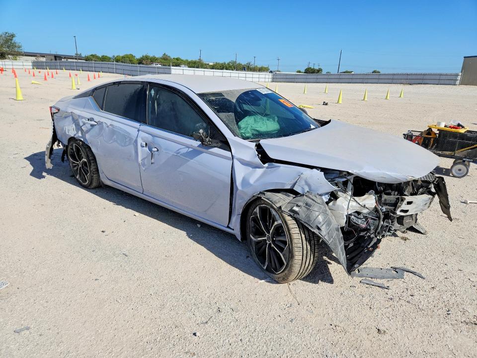 Photo 4 from auction – 2024 NISSAN ALTIMA with VIN 1N4BL4CV3RN347214