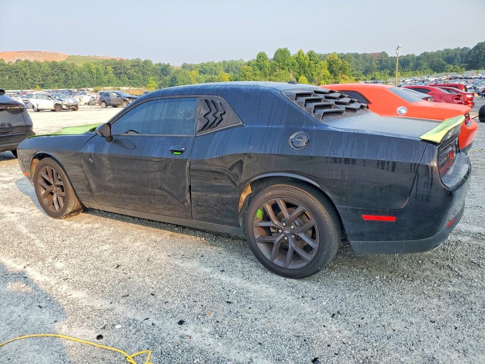 Photo 2 from auction – 2021 DODGE CHALLENGER with VIN 2C3CDZAG7MH572982