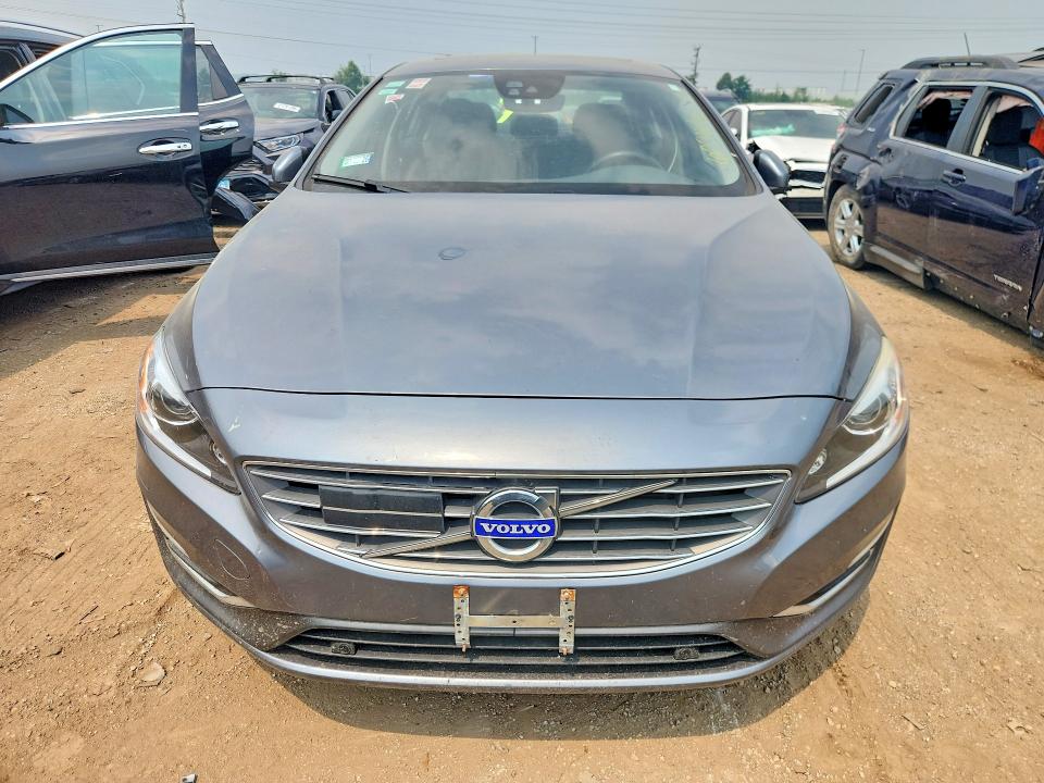 Photo 5 from auction – 2016 VOLVO S60 with VIN LYV402FM8GB101629