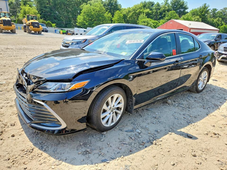 Photo 1 from auction – 2023 TOYOTA CAMRY with VIN 4T1C11BK3PU079371